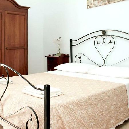 B&B Arcobaleno Marittima Buitenkant foto